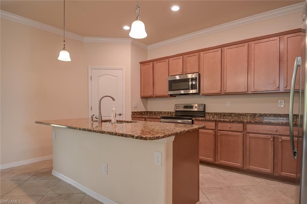 10973 Cherry Laurel Dr Property Photo 4