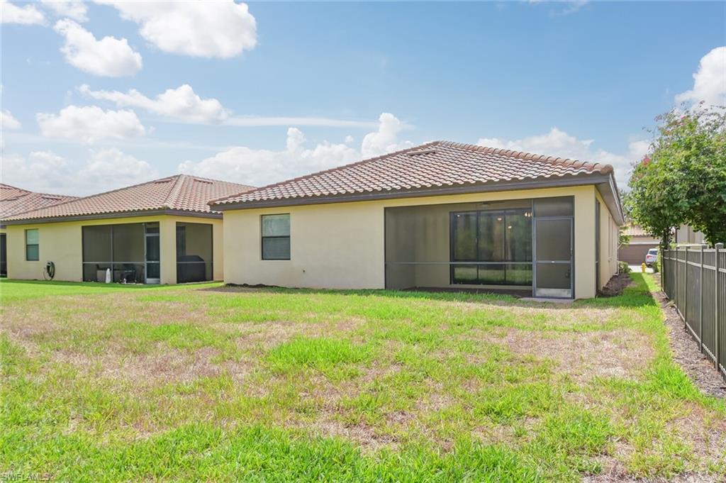 10973 Cherry Laurel Dr Property Photo 10