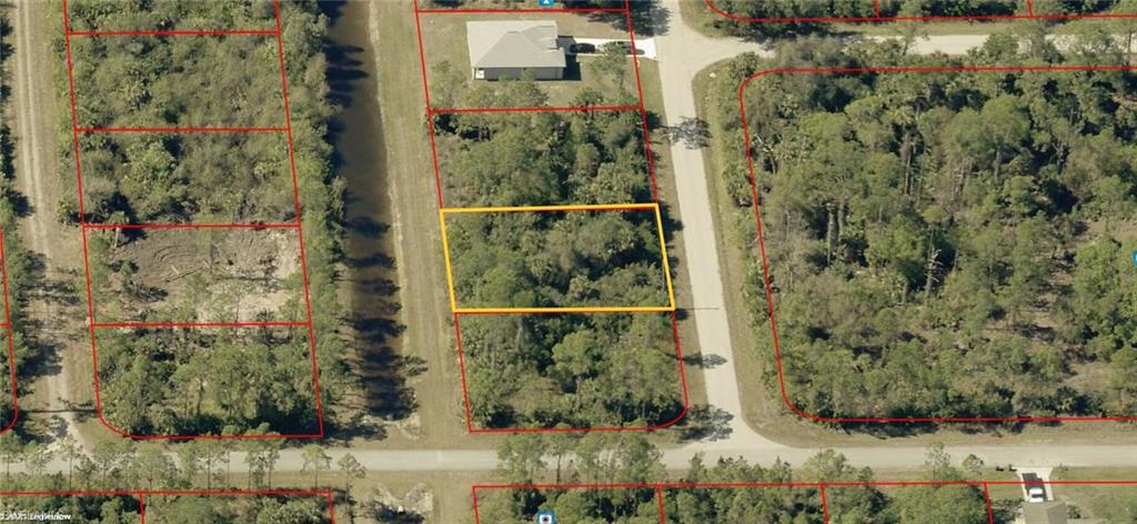 1244 Ravenswood St E Property Photo 2