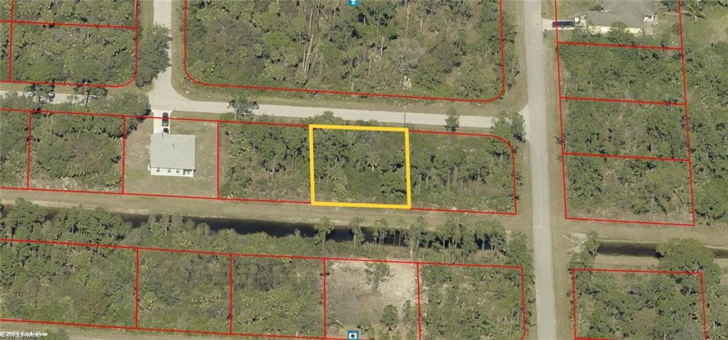 1244 Ravenswood St E Property Photo 3