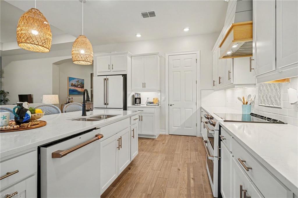 3035 Apple Blossom Dr Property Photo 18