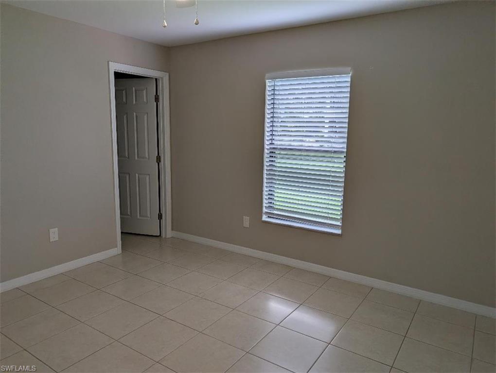 3706 Se 9th Pl Property Photo 6