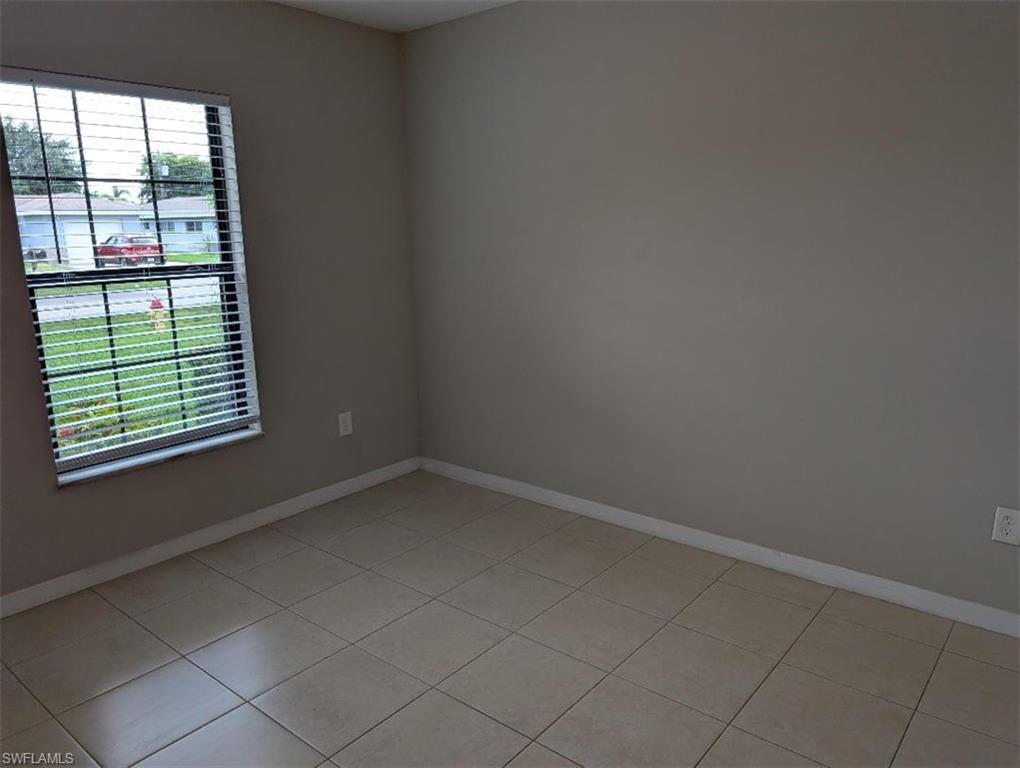 3706 Se 9th Pl Property Photo 10