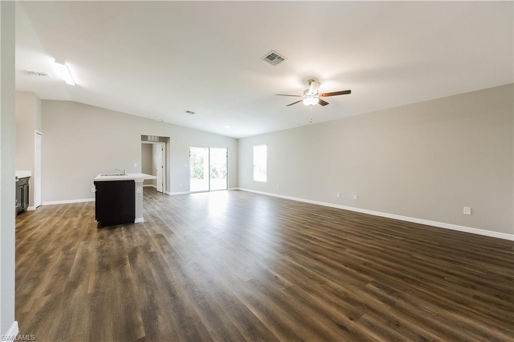 3107 14th St Sw Property Photo 2