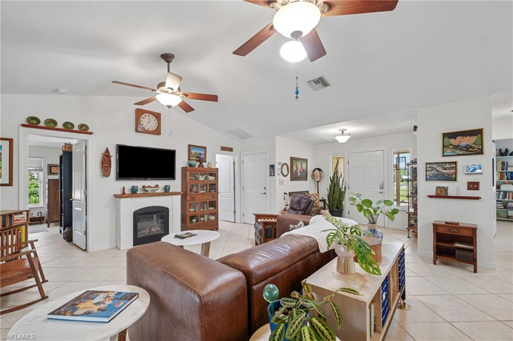 4472 Lake Heather Cir Property Photo 8