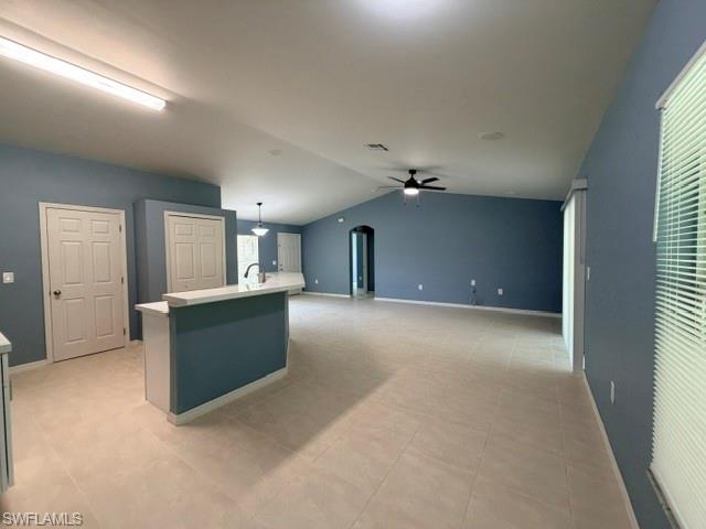 1010 Johns Ave Property Photo 5