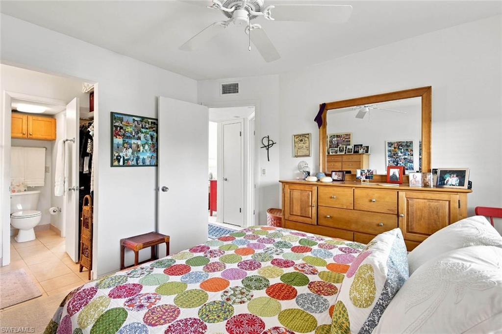 1250 Tennisplace Ct C36 Property Photo 6
