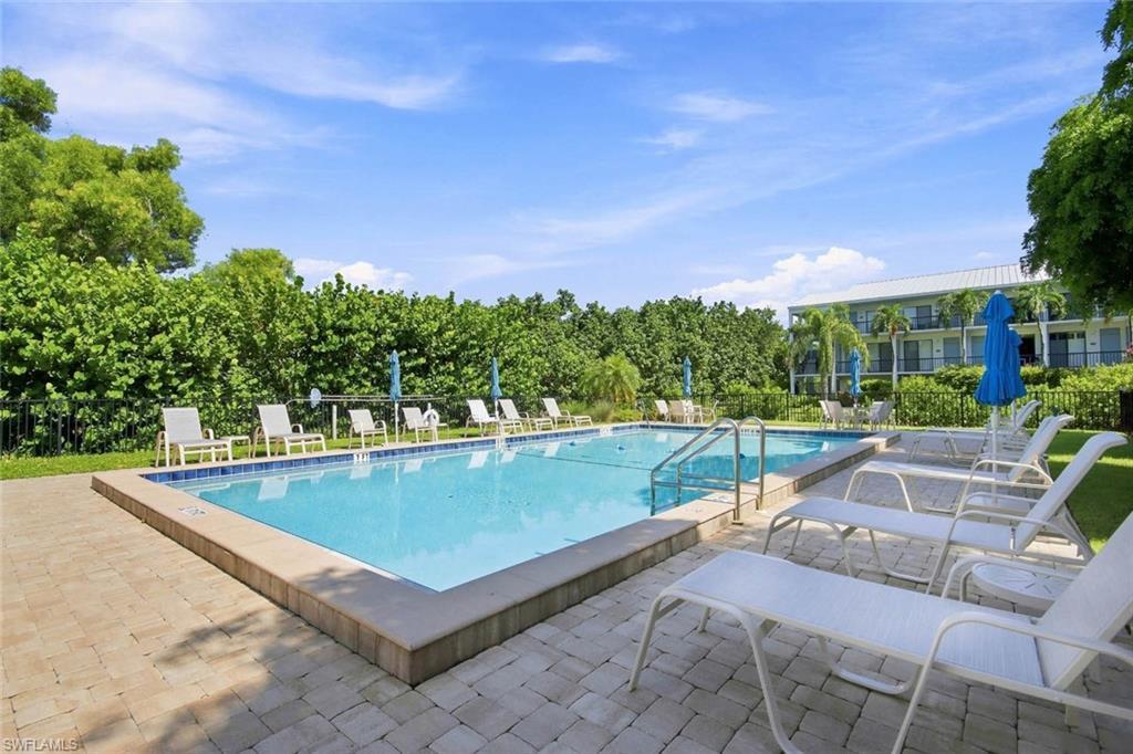 1250 Tennisplace Ct C36 Property Photo 10