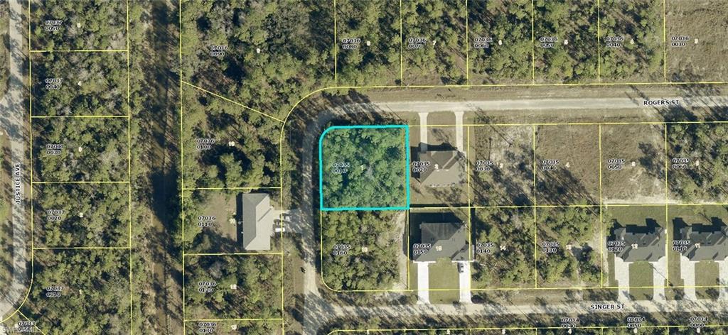 231 Rogers St Property Photo 1