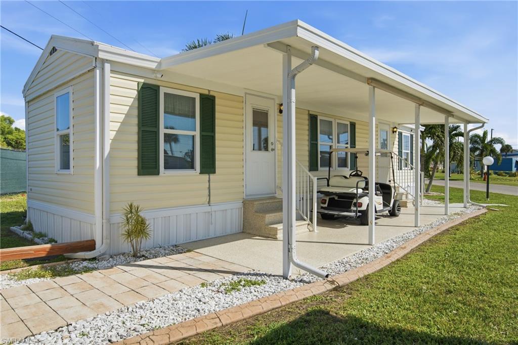 5558 Palm Beach Blvd 5 Property Photo 2