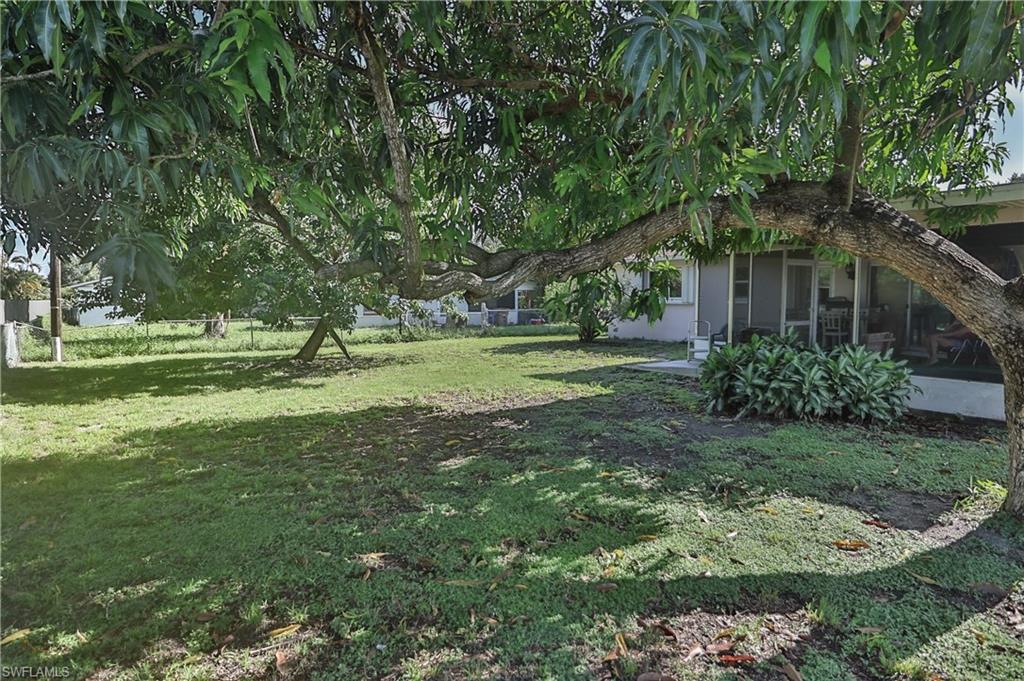 205 Maine Ave Property Photo 9