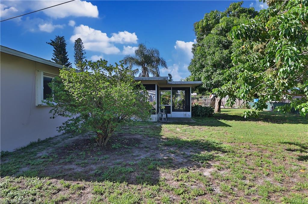 205 Maine Ave Property Photo 10