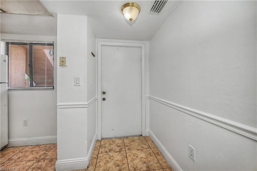 2700 Park Windsor Dr 713 Property Photo 8