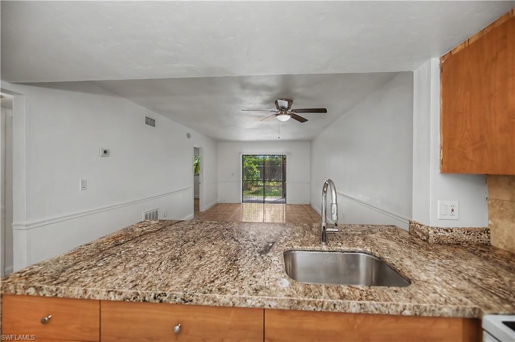 2700 Park Windsor Dr 713 Property Photo 23