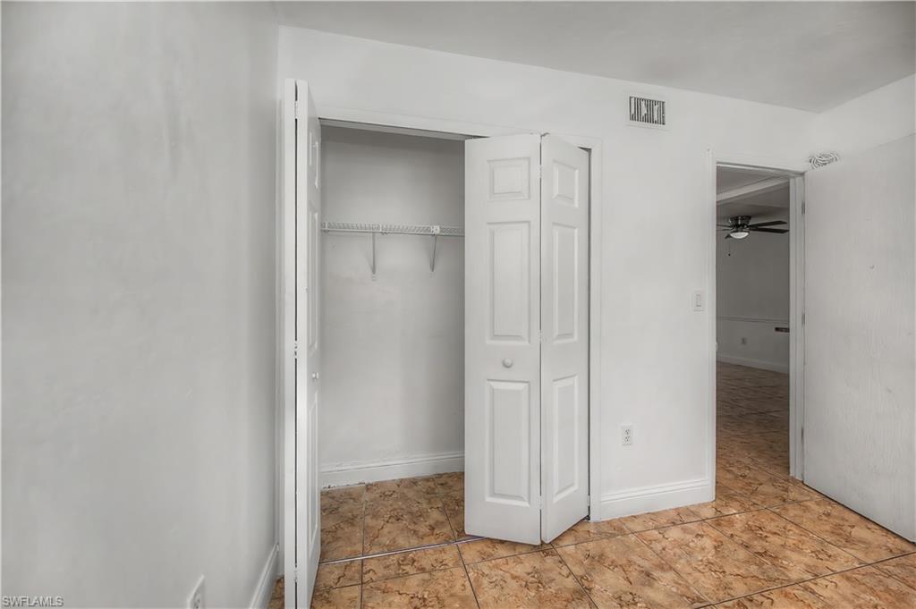 2700 Park Windsor Dr 713 Property Photo 34