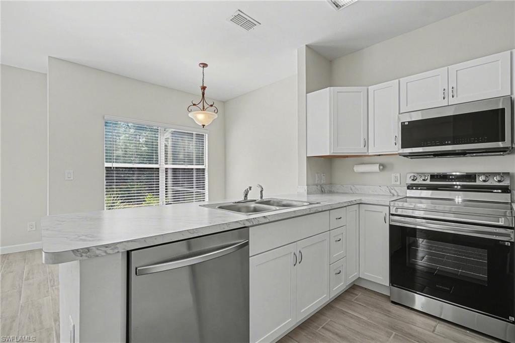 6081 Lake Front Dr Property Photo 12