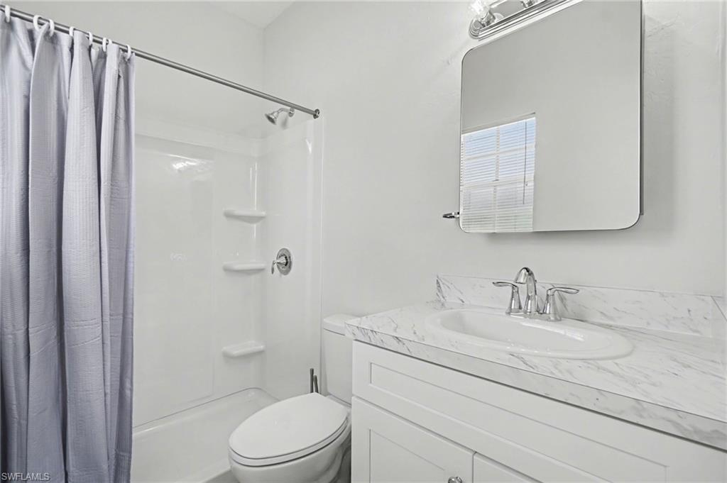 6081 Lake Front Dr Property Photo 17