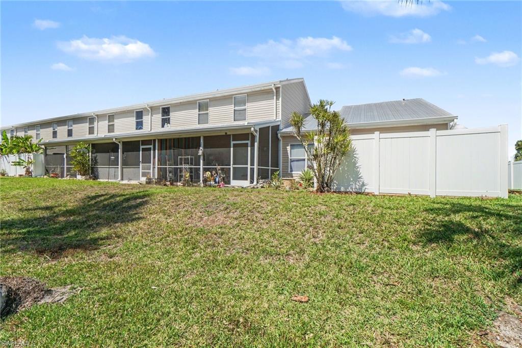 6081 Lake Front Dr Property Photo 27