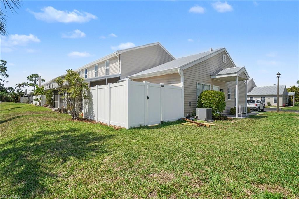 6081 Lake Front Dr Property Photo 28