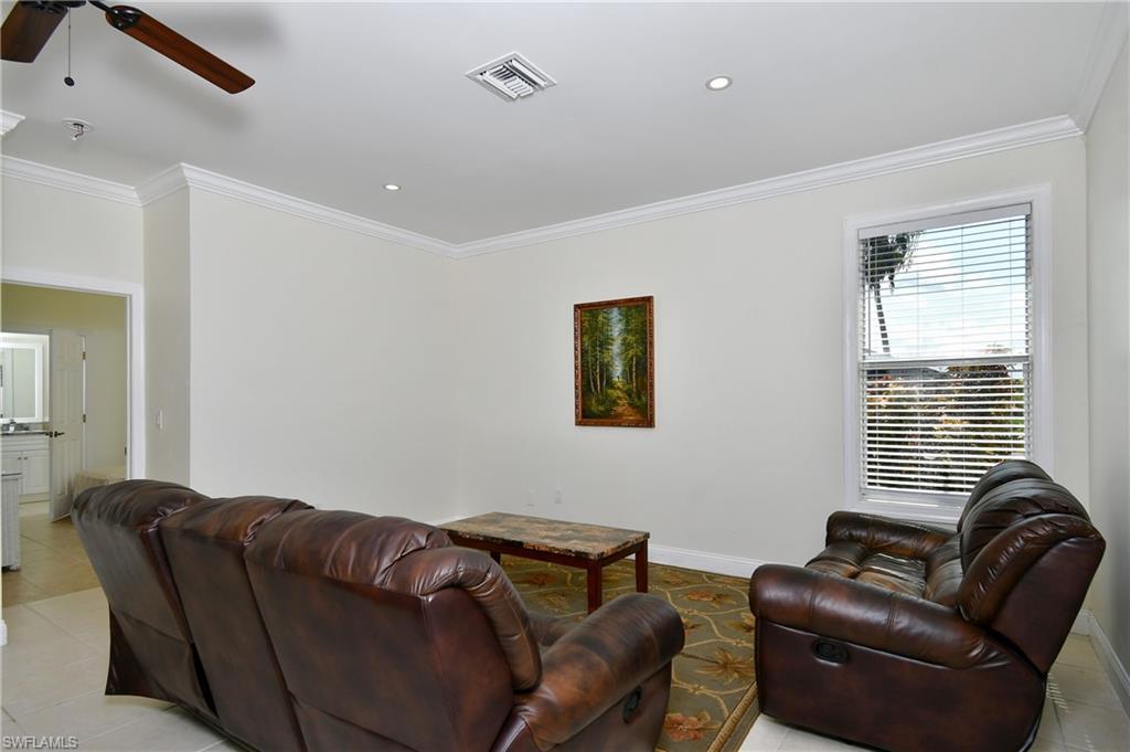 599 Genevieve Dr Property Photo 24