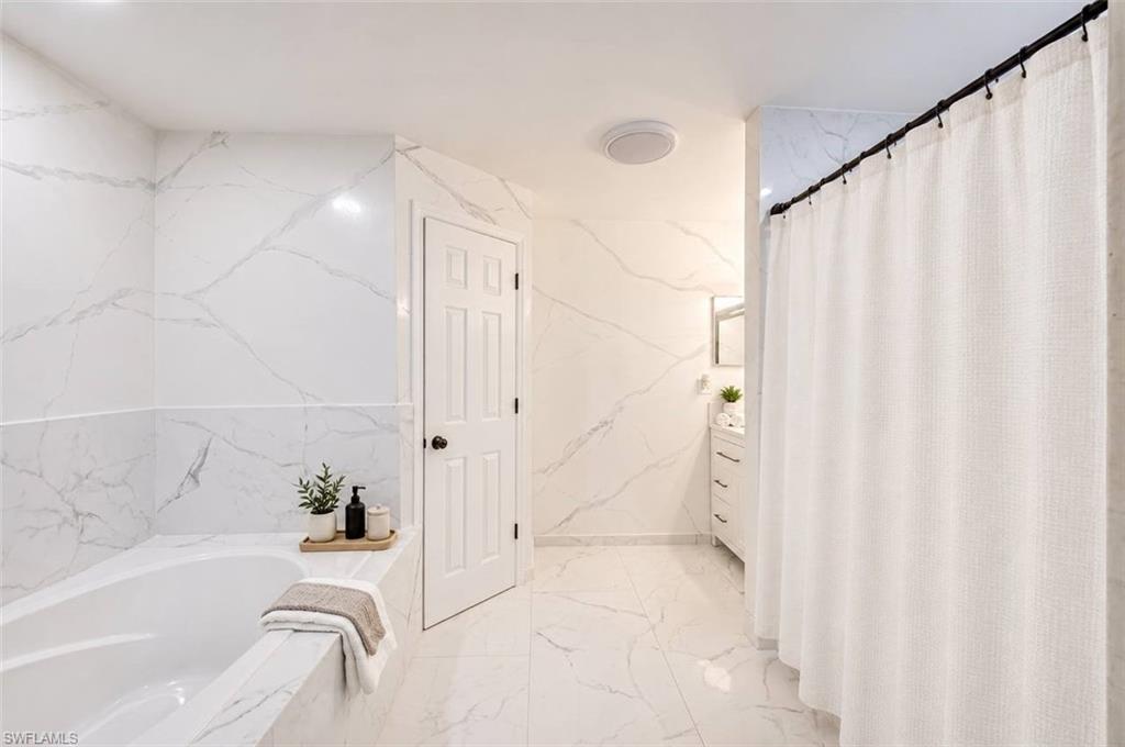 1414 Louis Ave Property Photo 10