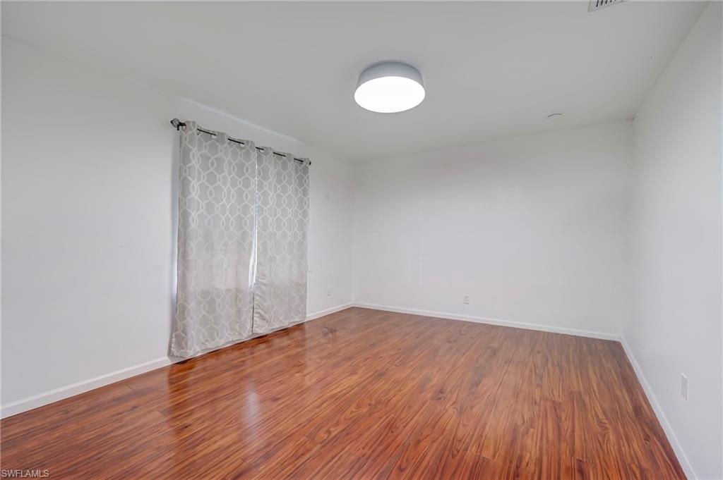 1414 Louis Ave Property Photo 15