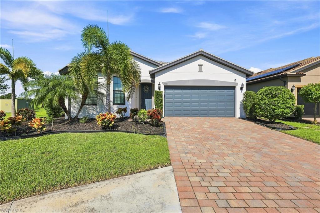 3721 E Hampton Cir Property Photo 2