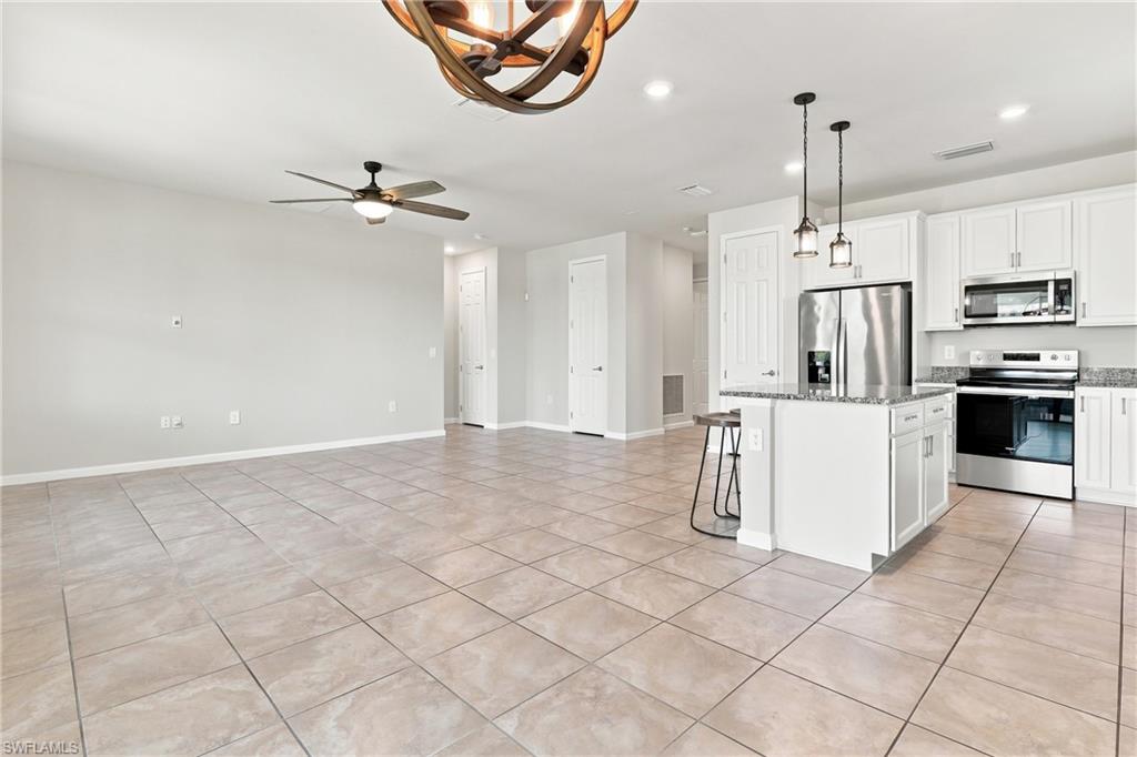 3721 E Hampton Cir Property Photo 28