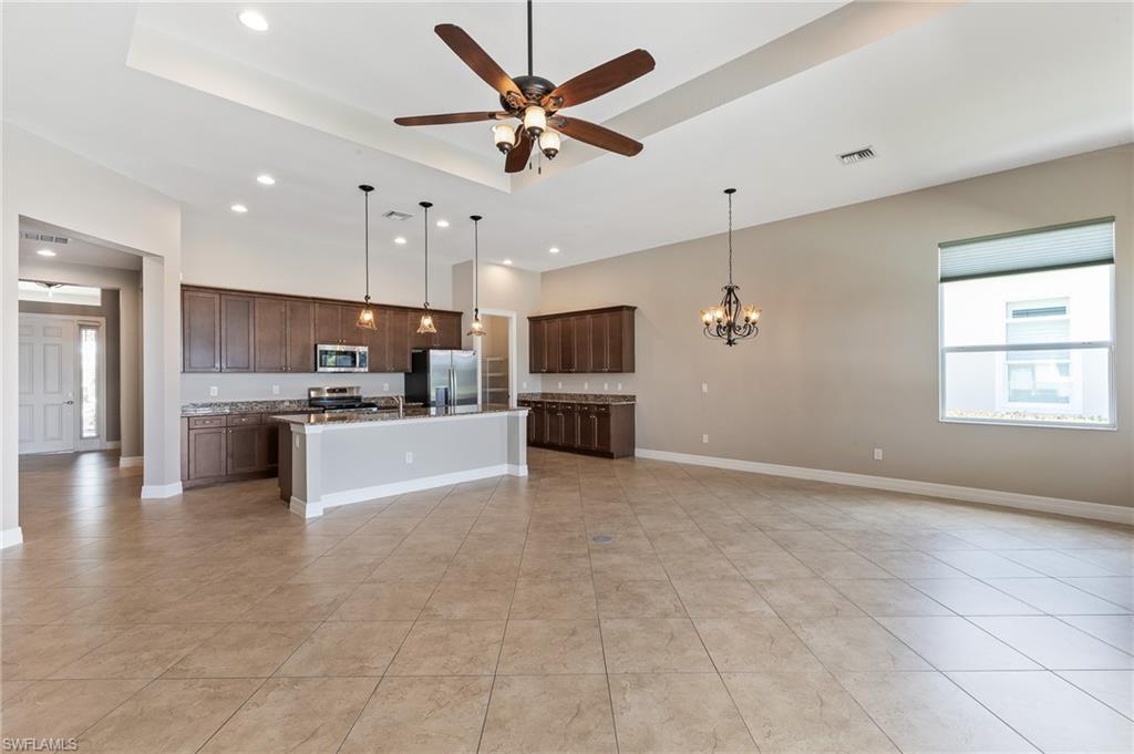 12764 Fairway Cove Ct Property Photo 6