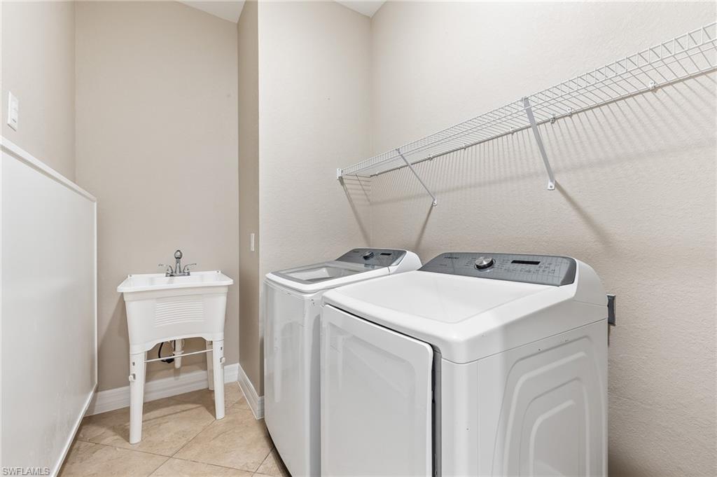 12764 Fairway Cove Ct Property Photo 25