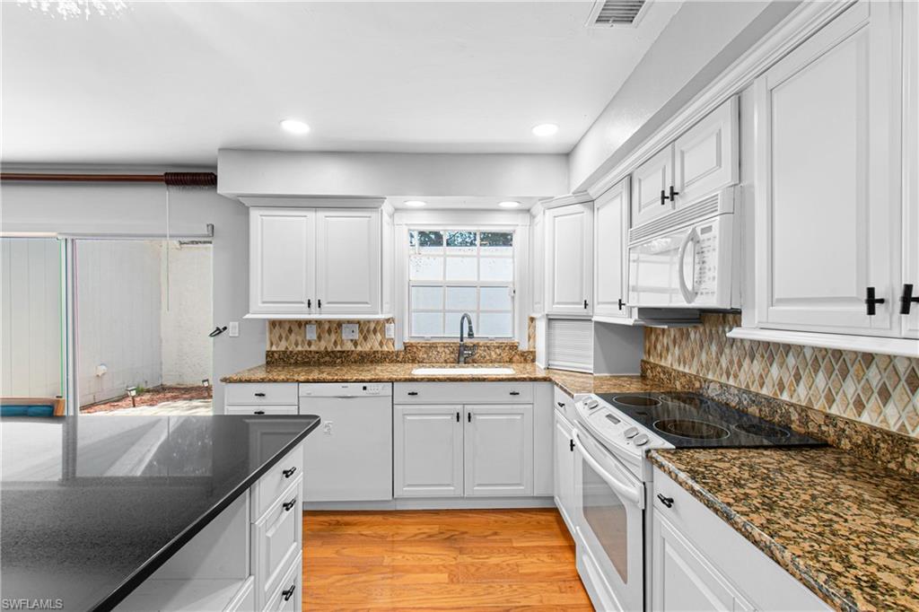 13711 Raleigh Ln 7 Property Photo 17