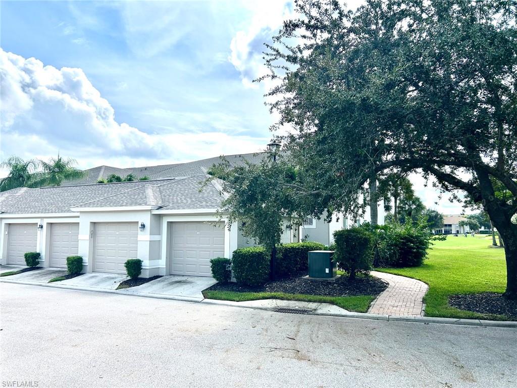 10265 Bismark Palm Way 1216 Property Photo 2