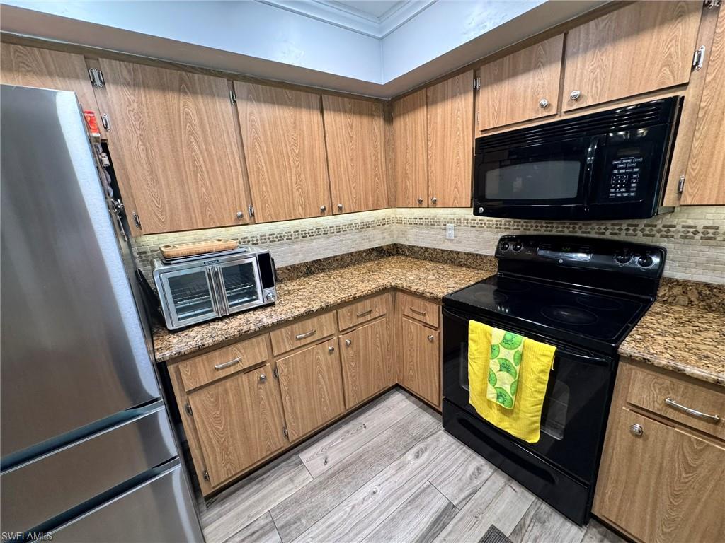 13 Wellington Ave Property Photo 26