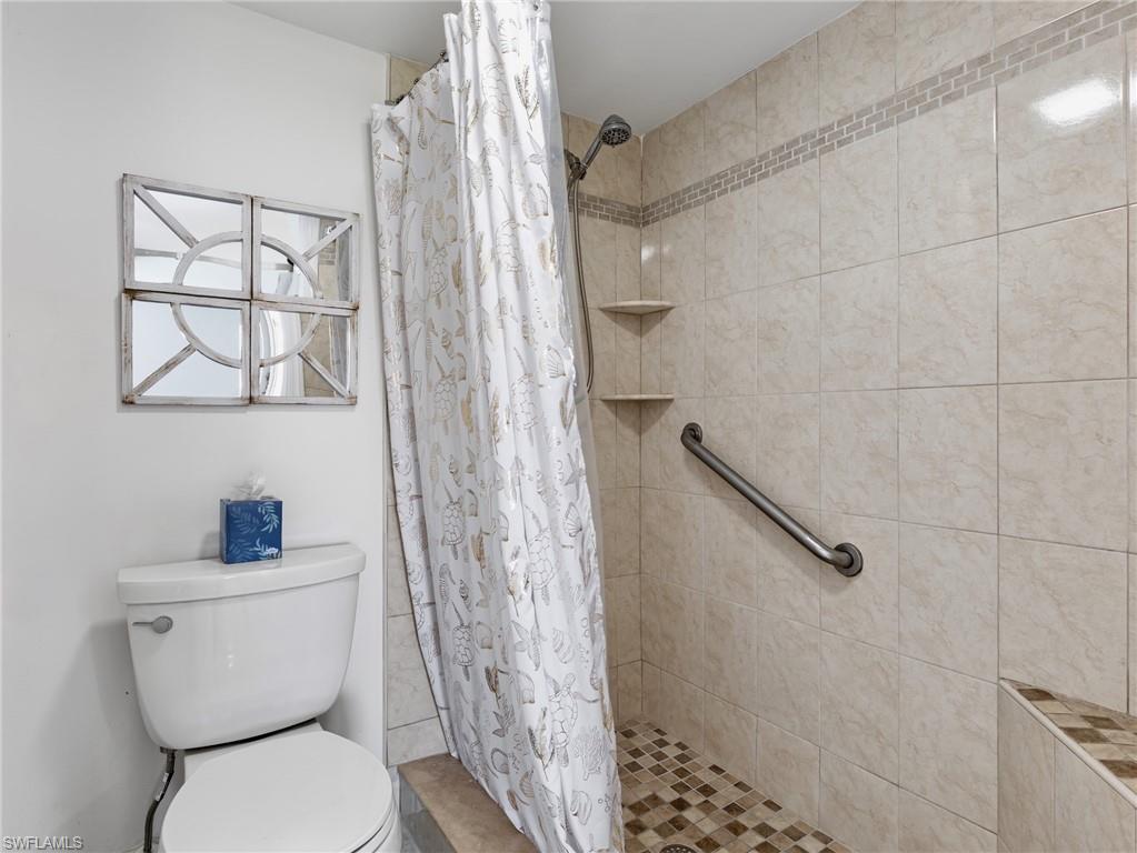 5471 Peppertree Dr 7 Property Photo 17