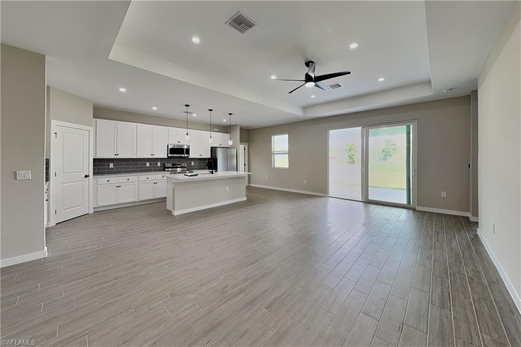 16328 Quesa Dr Property Photo 2