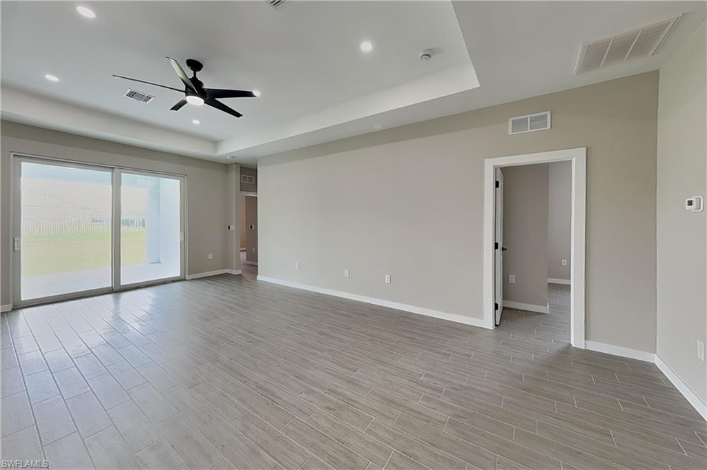 16328 Quesa Dr Property Photo 3