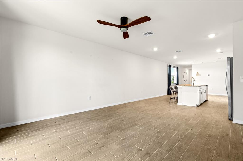 44125 Frontier Dr Property Photo 13
