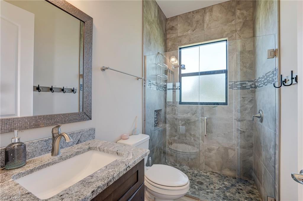 2218 Nw 37th Pl Property Photo 19