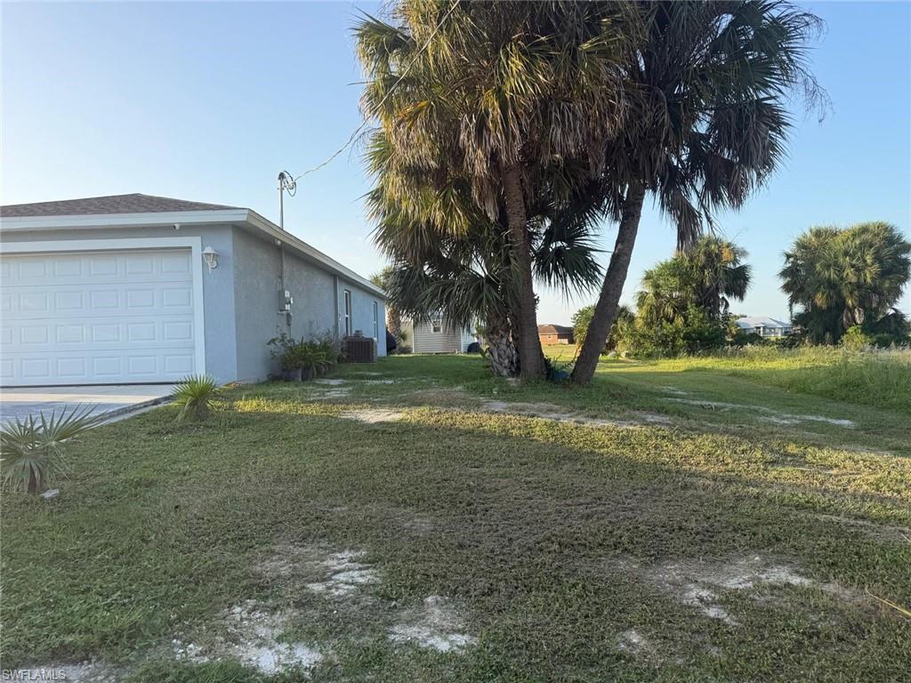 1046 Saturn Ct Property Photo 20