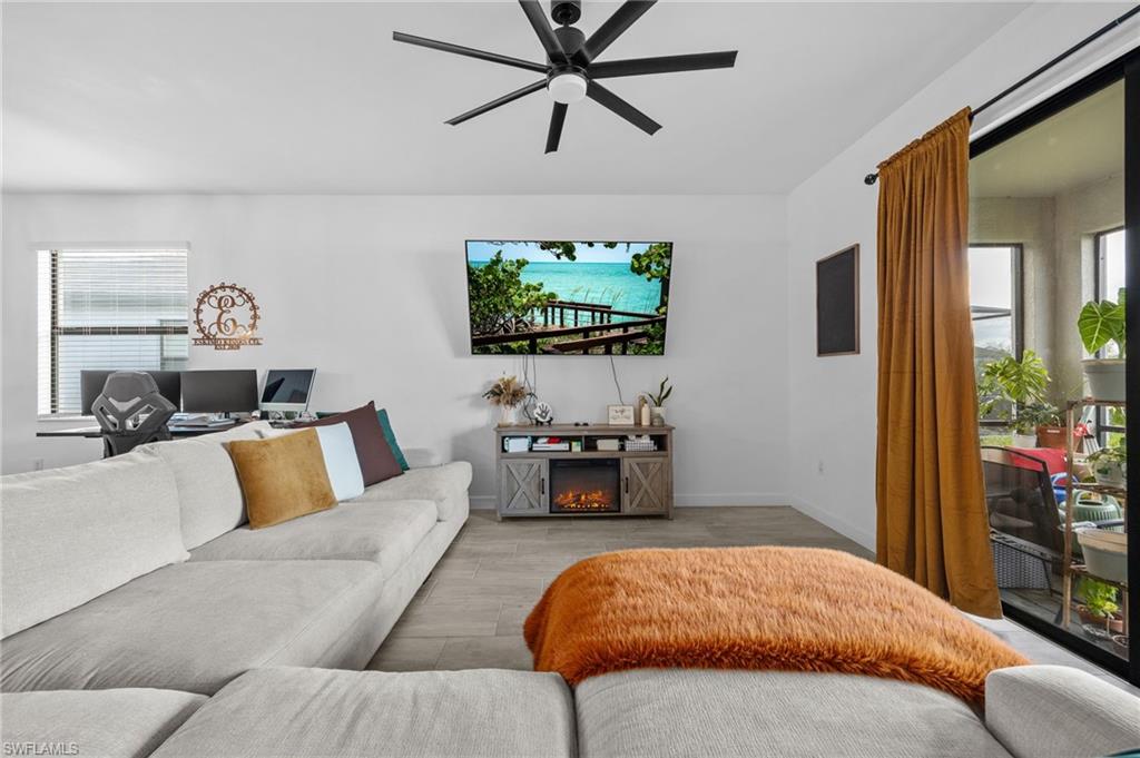 13845 Pine Lodge Ln Property Photo 5