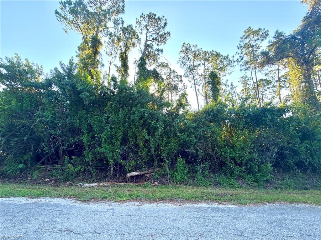 1206 James Ave Property Photo 3