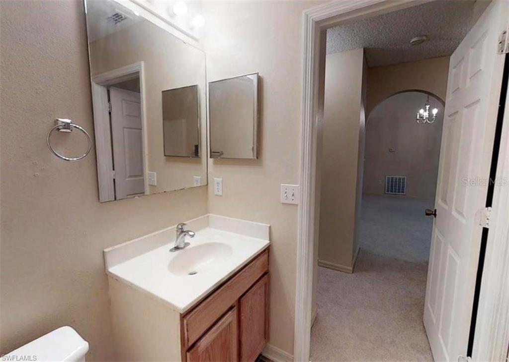 502 Eldron Ave Property Photo 13