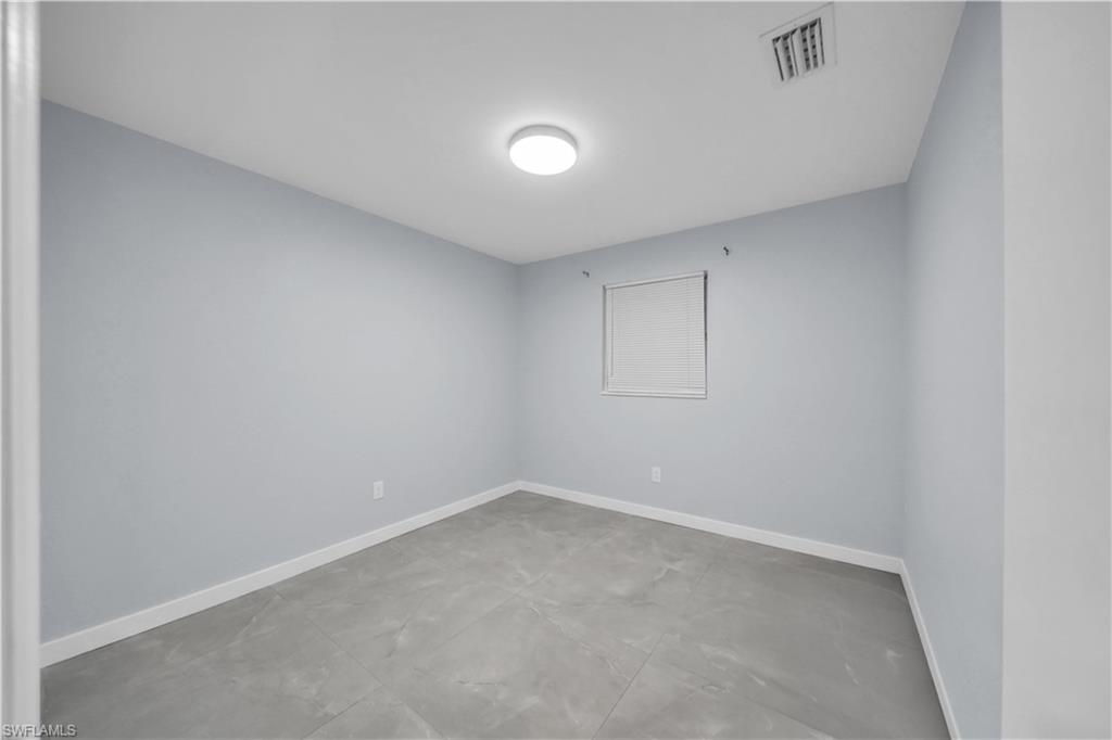 77 Glenmont Dr W Property Photo 16