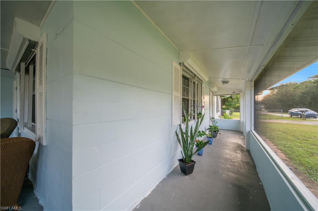77 Glenmont Dr W Property Photo 21