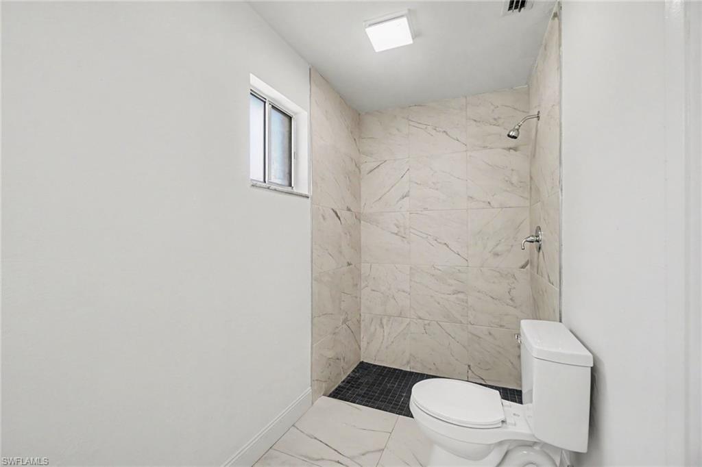 638 Ne 15th Ct Property Photo 17