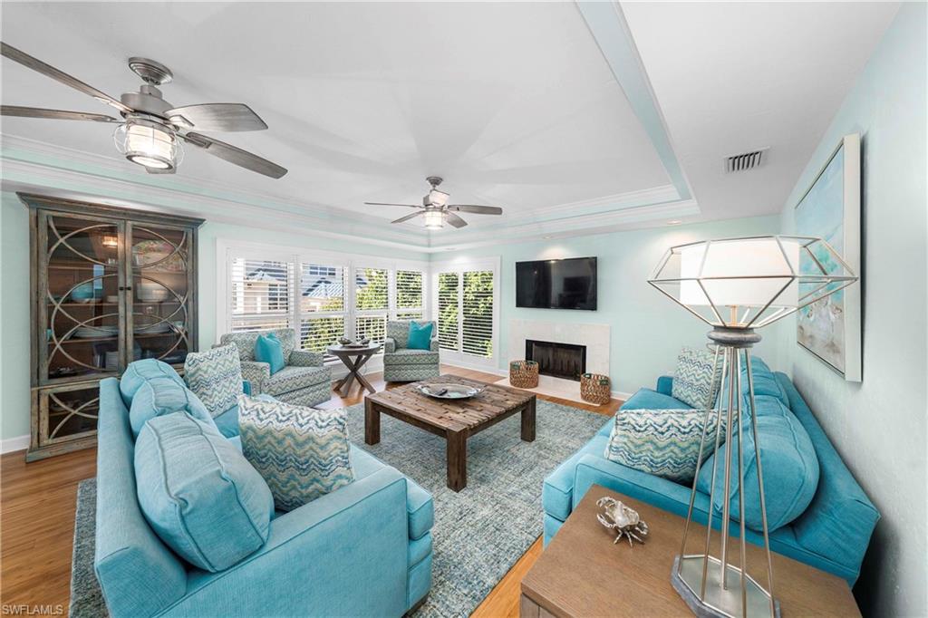 408 Bella Vista Way E Property Photo 13