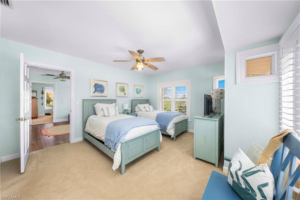 408 Bella Vista Way E Property Photo 26