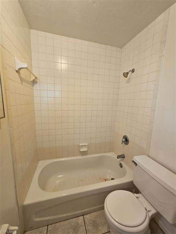 120 Sw Trafalgar Pkwy 4 Property Photo 8