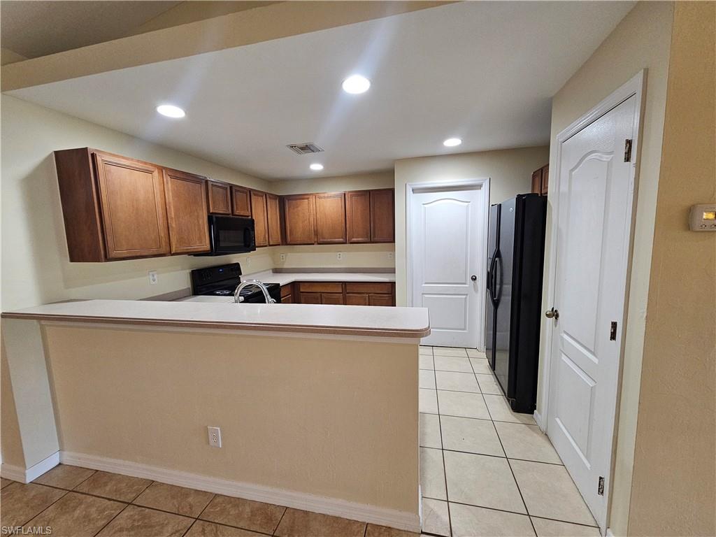 3307 36th St W Property Photo 5