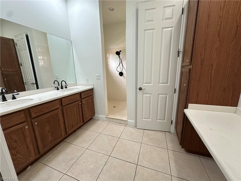 4910 Sw 17th Pl 5 Property Photo 11